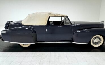 Lincoln-Continental-1947-Convertible-8