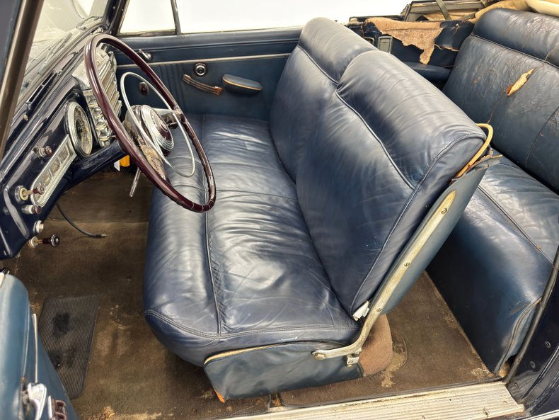 Lincoln-Continental-1947-Grotto-Blue-Dark-Blue-10
