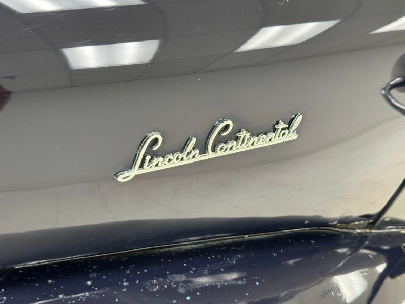 Lincoln-Continental-1947-Grotto-Blue-Dark-Blue-3