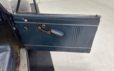 Lincoln-Continental-1947-Grotto-Blue-Dark-Blue-34