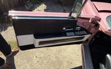 Lincoln-Continental-1958-17