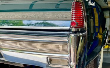 Lincoln-Continental-1965-Sedan-27