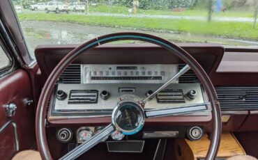 Lincoln-Continental-1966-Red-Red-2