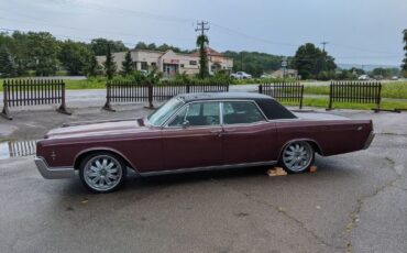 Lincoln-Continental-1966-Red-Red-5