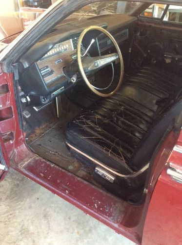 Lincoln-Continental-1969-Red-9