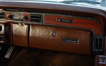 Lincoln-Continental-1970-4-Door-Sedan-39
