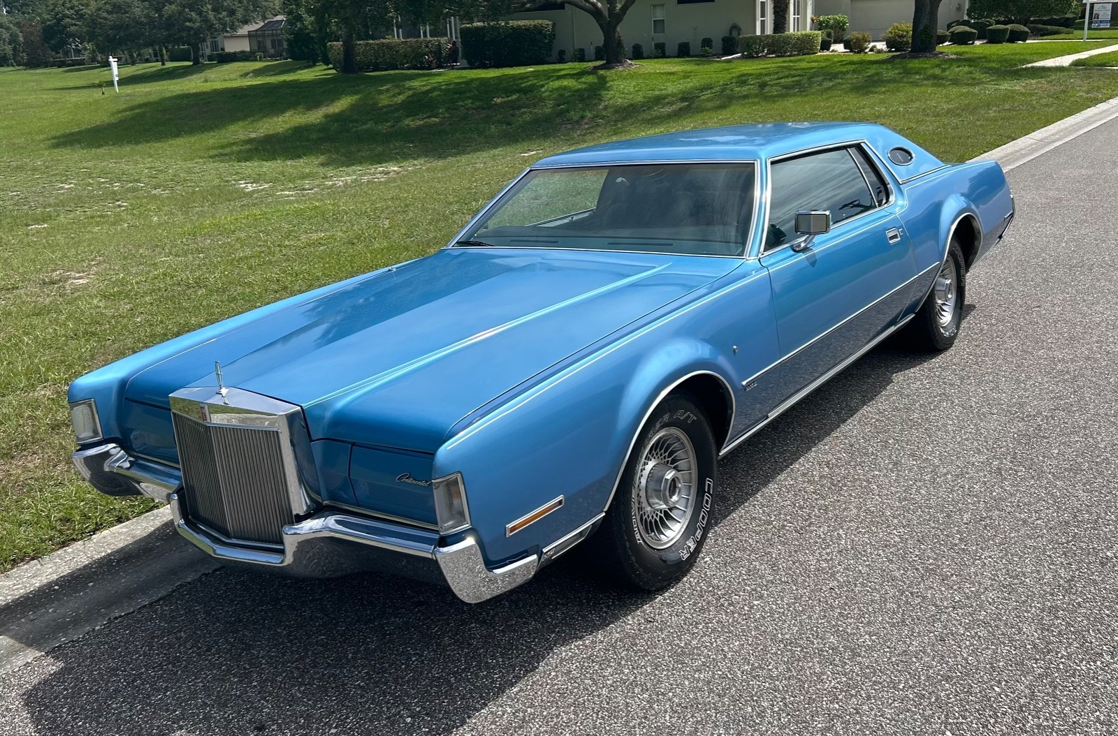 Lincoln Continental 1972 Coupe