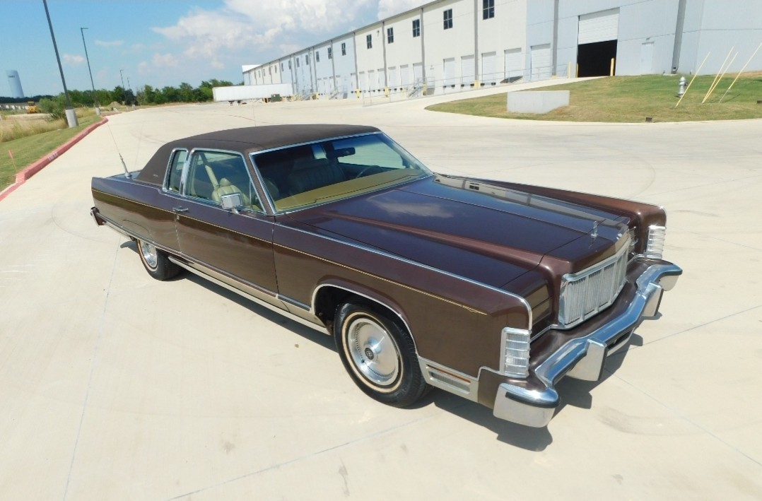 Lincoln Continental 1976
