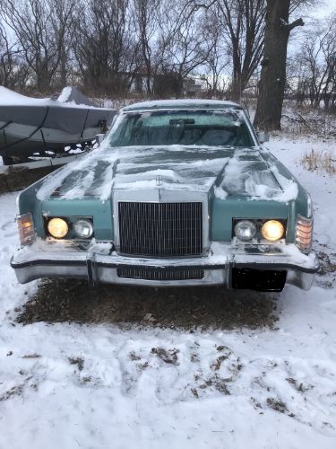 Lincoln-Continental-1976-3