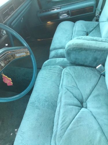 Lincoln-Continental-1976-6