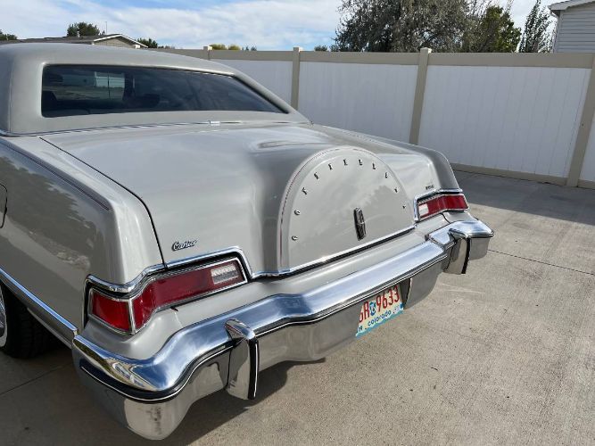 Lincoln-Continental-1976-Dove-Gray-Gray-Leather-10
