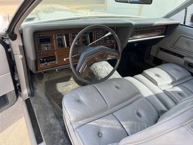 Lincoln-Continental-1976-Dove-Gray-Gray-Leather-12
