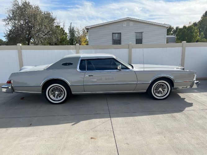 Lincoln-Continental-1976-Dove-Gray-Gray-Leather-15