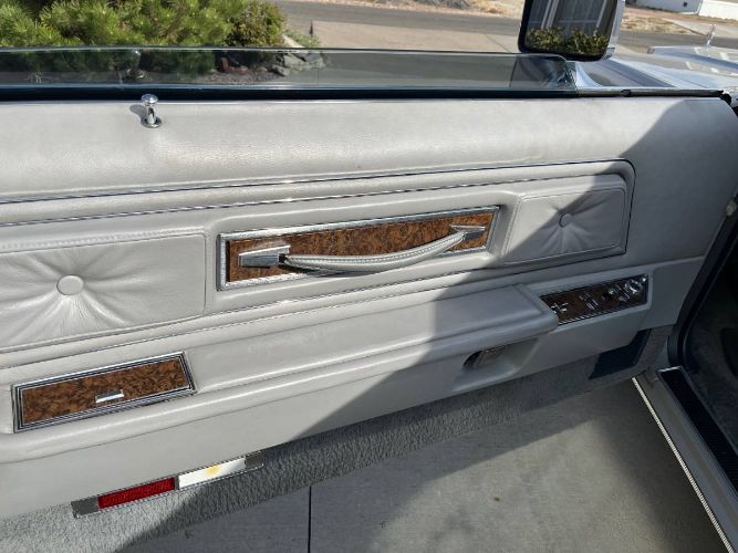 Lincoln-Continental-1976-Dove-Gray-Gray-Leather-6