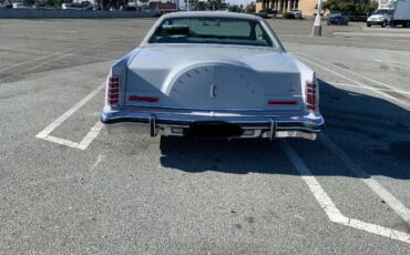 Lincoln-Continental-1976-Gray-15