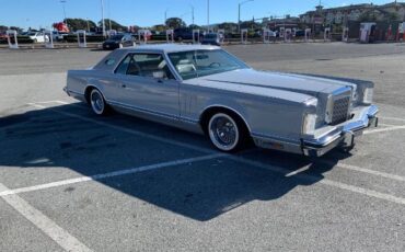 Lincoln-Continental-1976-Gray-7