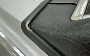 Lincoln-Continental-1976-Silver-Diamond-Fire-Black-13