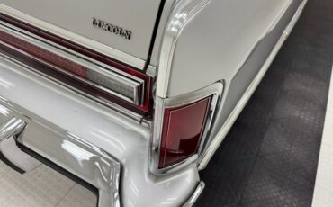 Lincoln-Continental-1976-Silver-Diamond-Fire-Black-15