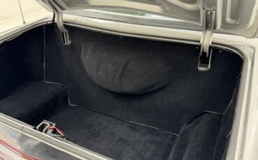 Lincoln-Continental-1976-Silver-Diamond-Fire-Black-35