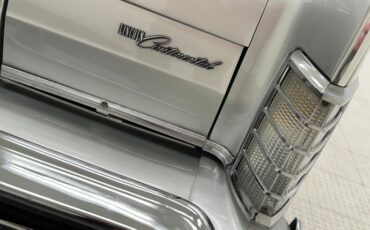 Lincoln-Continental-1976-Silver-Diamond-Fire-Black-7