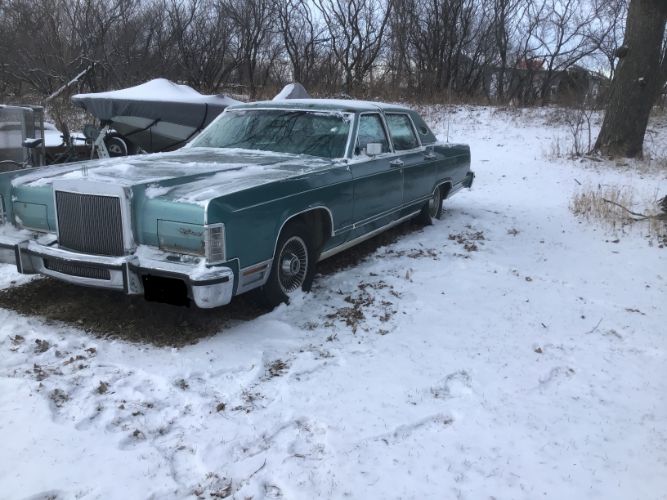 Lincoln-Continental-1976