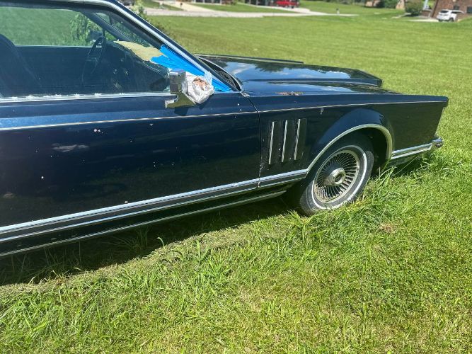 Lincoln-Continental-1978-Blue-5