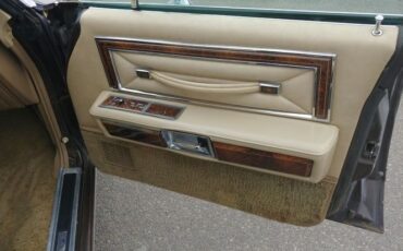 Lincoln-Continental-1978-Brown-2