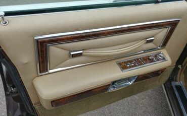 Lincoln-Continental-1978-Brown-3