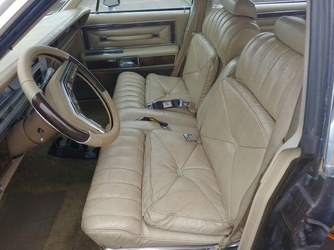 Lincoln-Continental-1978-Brown-6