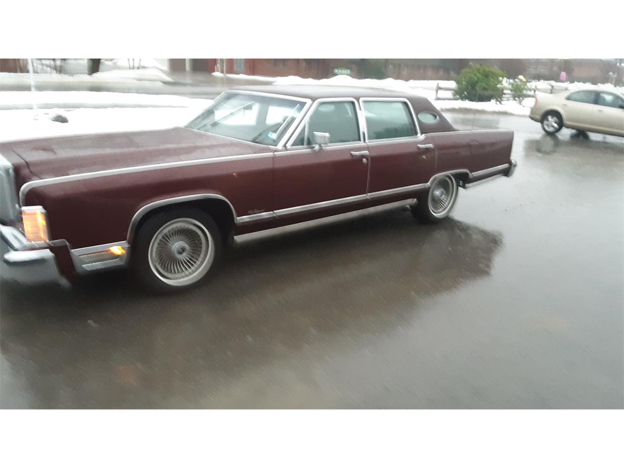 Lincoln-Continental-1978-Maroon-Maroon-Leather-3