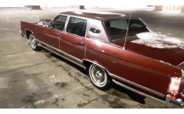 Lincoln-Continental-1978-Maroon-Maroon-Leather-8