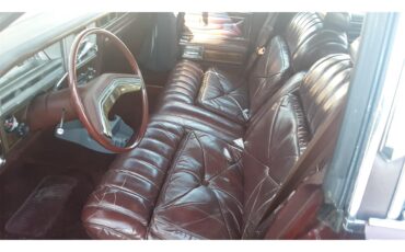 Lincoln-Continental-1978-Maroon-Maroon-Leather-9