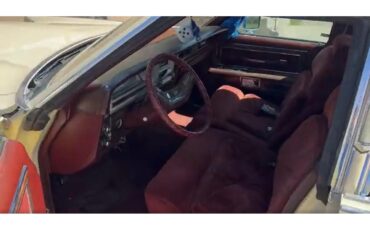 Lincoln-Continental-1978-Yellow-Burgandy-13
