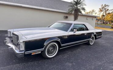 Lincoln-Continental-1979-5