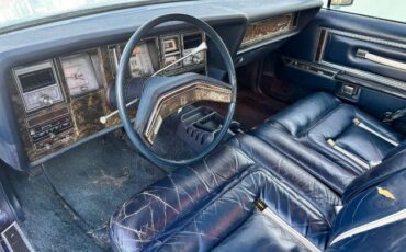 Lincoln-Continental-1979-9