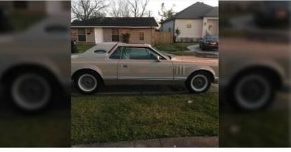 Lincoln-Continental-1979-Custom-3