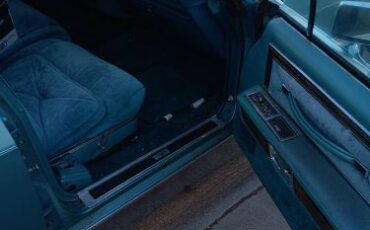 Lincoln-Continental-1979-Green-3