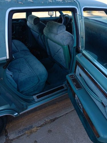Lincoln-Continental-1979-Green-4