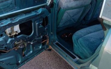 Lincoln-Continental-1979-Green-6