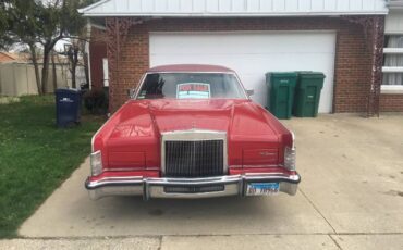Lincoln-Continental-1979-Red