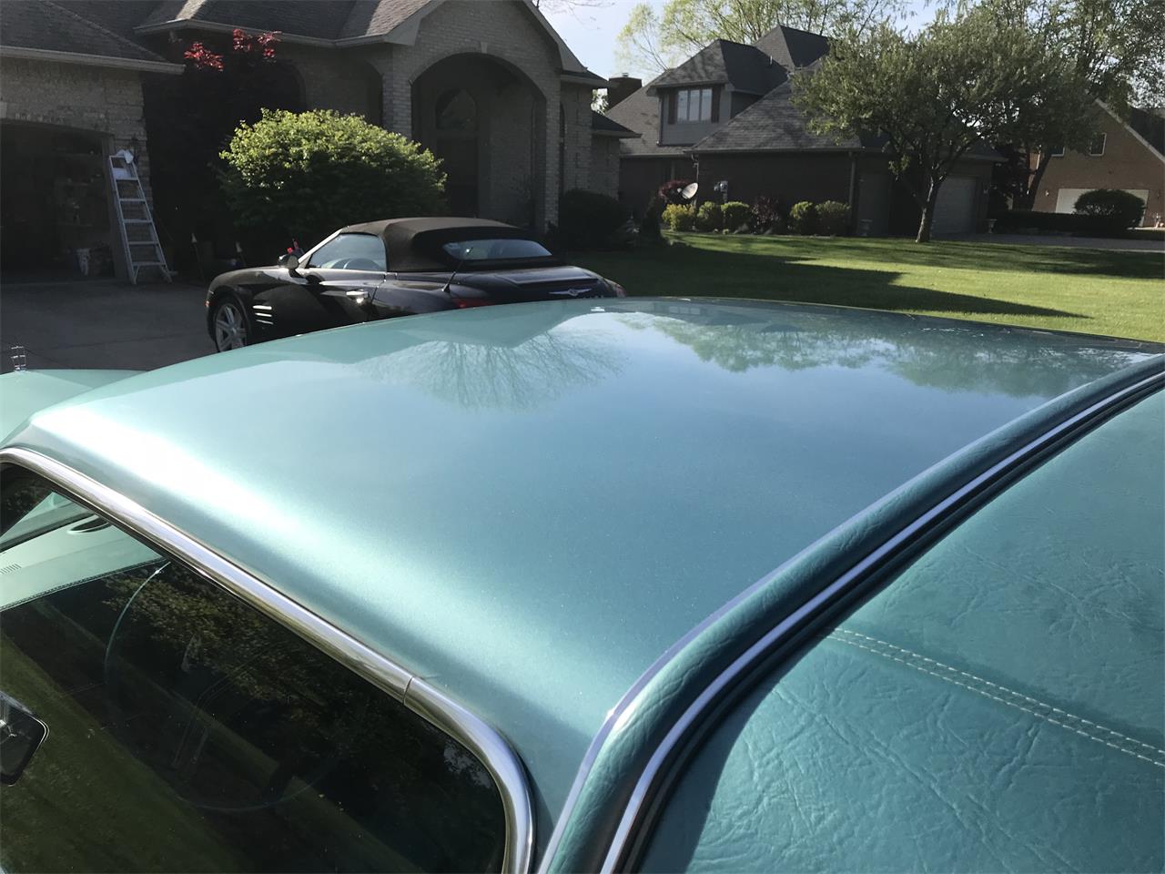 Lincoln-Continental-1979-Turqoise-Matching-blue-5