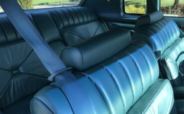 Lincoln-Continental-1979-Turqoise-Matching-blue-8