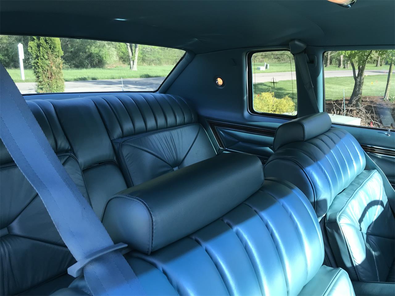 Lincoln-Continental-1979-Turqoise-Matching-blue-9