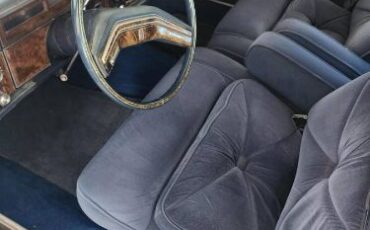 Lincoln-Continental-1979-White-4