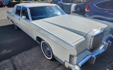 Lincoln-Continental-1979-White-7