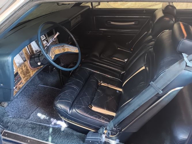 Lincoln-Continental-1979-WhiteBlue-13