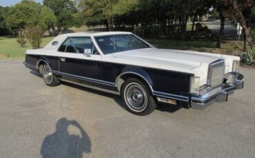 Lincoln-Continental-1979-WhiteBlue-3