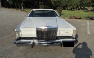 Lincoln-Continental-1979-WhiteBlue-5