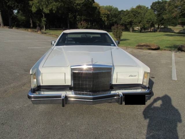 Lincoln-Continental-1979-WhiteBlue-5