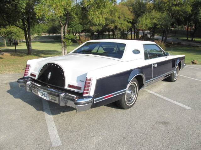 Lincoln-Continental-1979-WhiteBlue-6